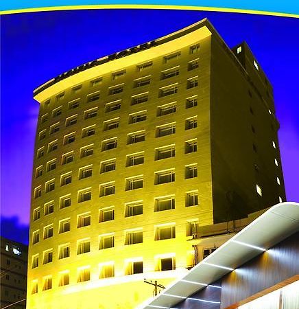 Pacific Hotel Янгон Екстер'єр фото